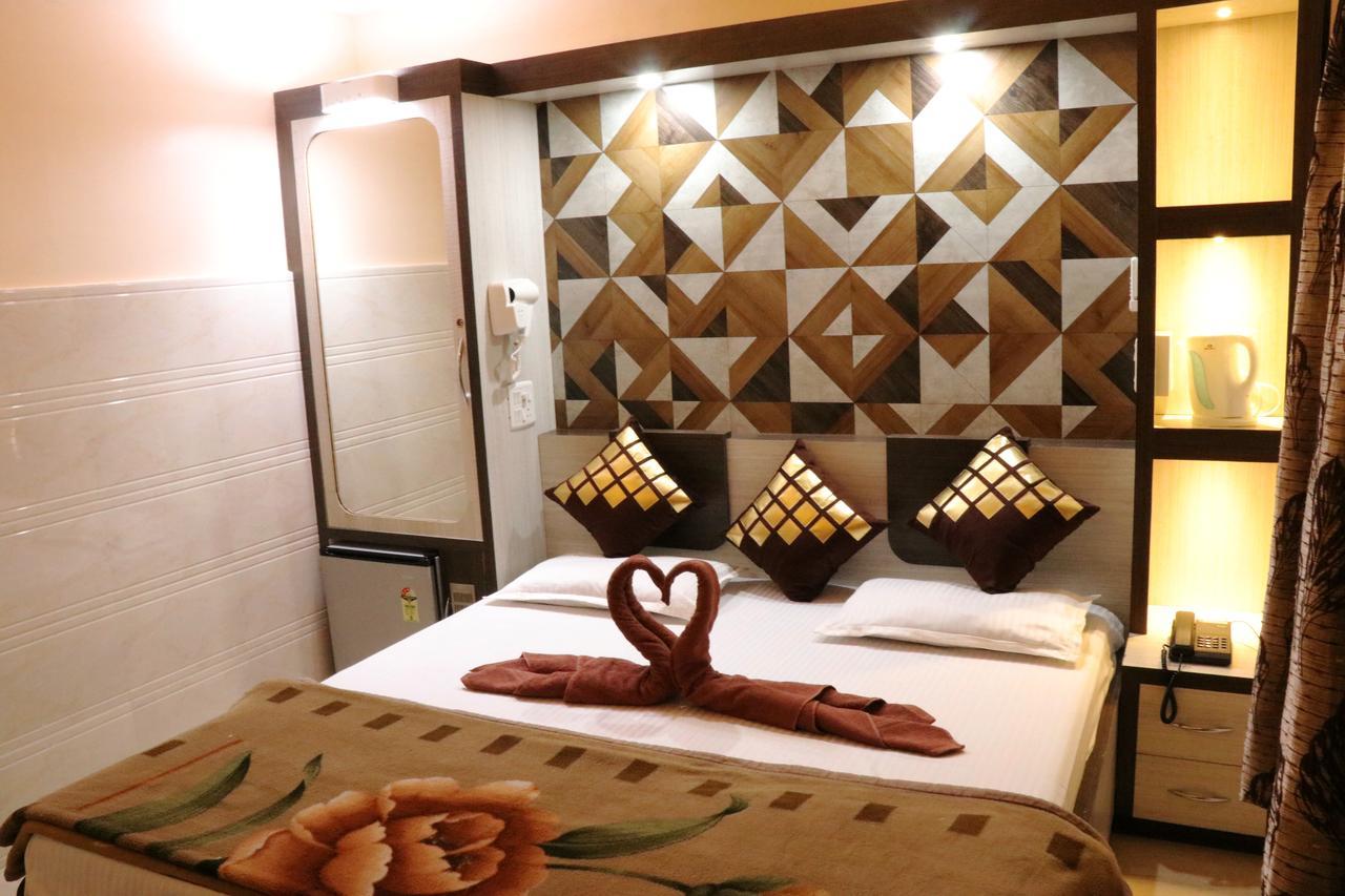 Hotel Prince B Ґувахаті Екстер'єр фото